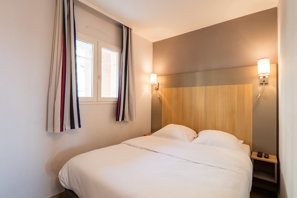 Apartment 7 people - 2 bedrooms - Spacious terrace - Sea view - Air-conditioned photo 2