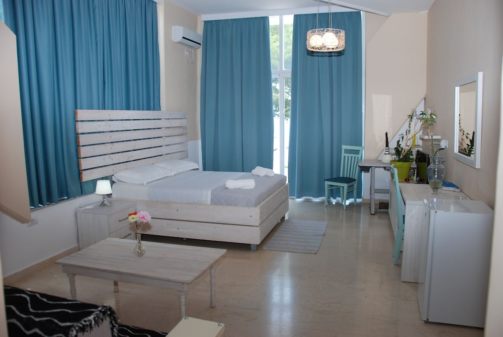 Double Room with Balcony and Sea View