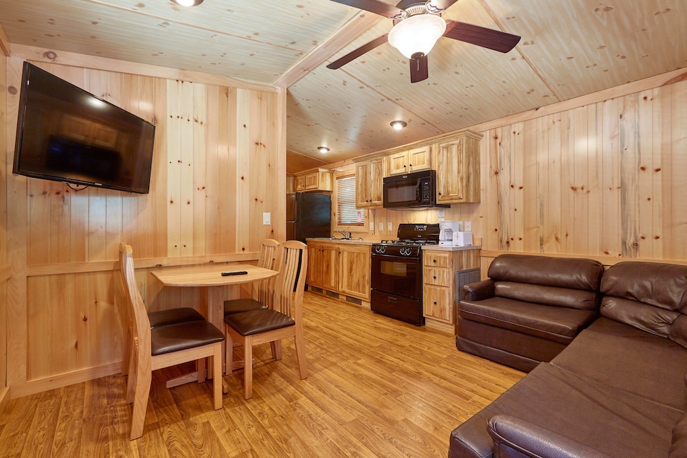 Premium Cottage, 2 Bedrooms (No Linens provided) photo 1