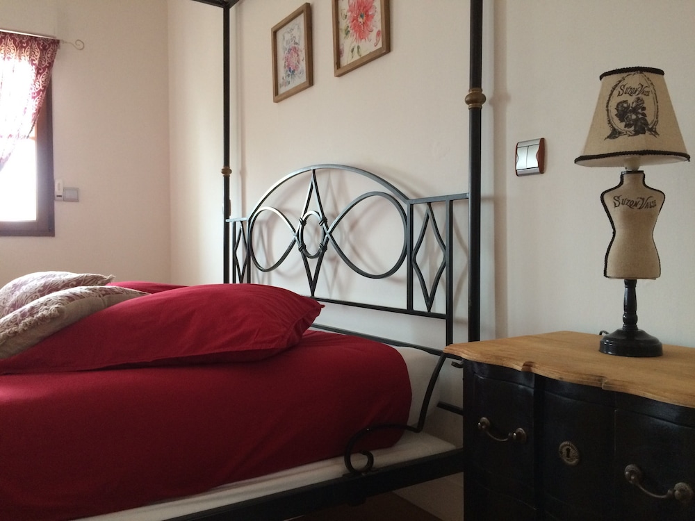Superior Suite (Victoria) photo 3
