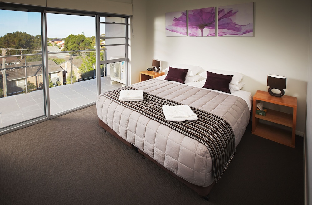 Standard Studio, 1 King Bed, Kitchenette, Ground Floor photo 3