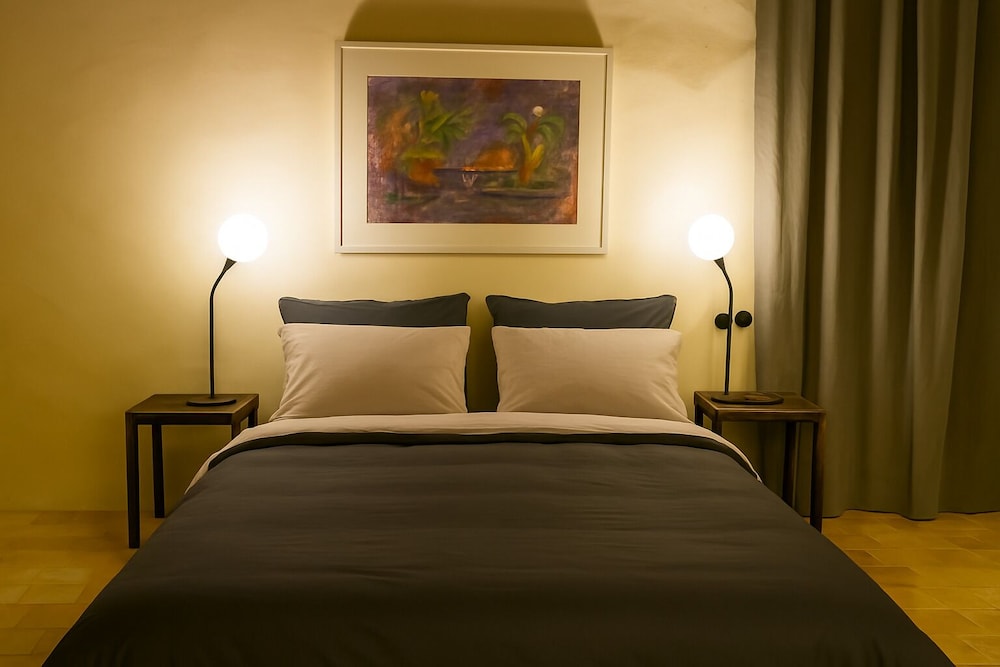Deluxe Studio Suite, Patio, Garden View
