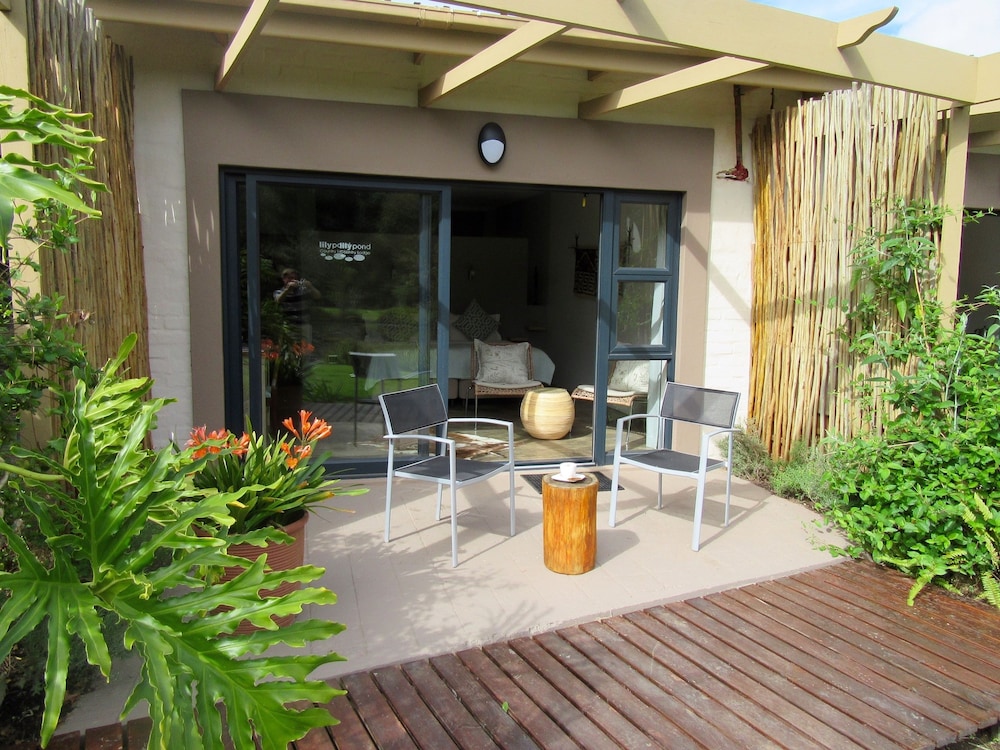Garden Room photo 2