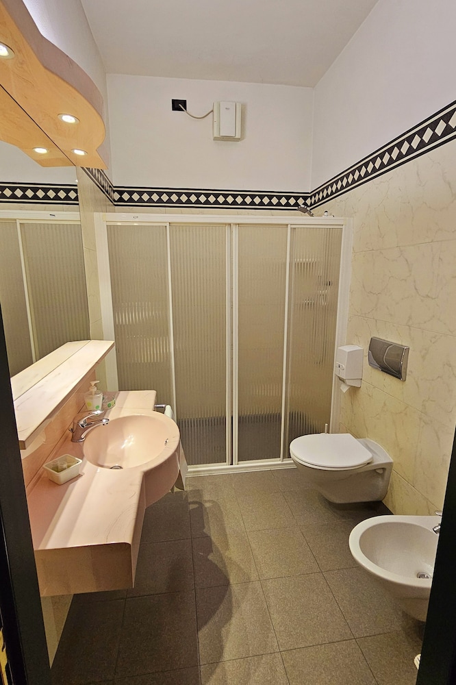Superior Double Room Single Use photo 2
