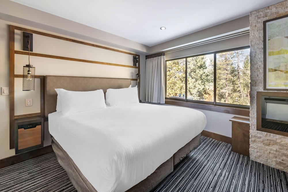 2 Bedroom - 2 Kings Suite with Sofabed at Hilton Vacation Club Tahoe Seasons Lake Tahoe in South Lake Tahoe