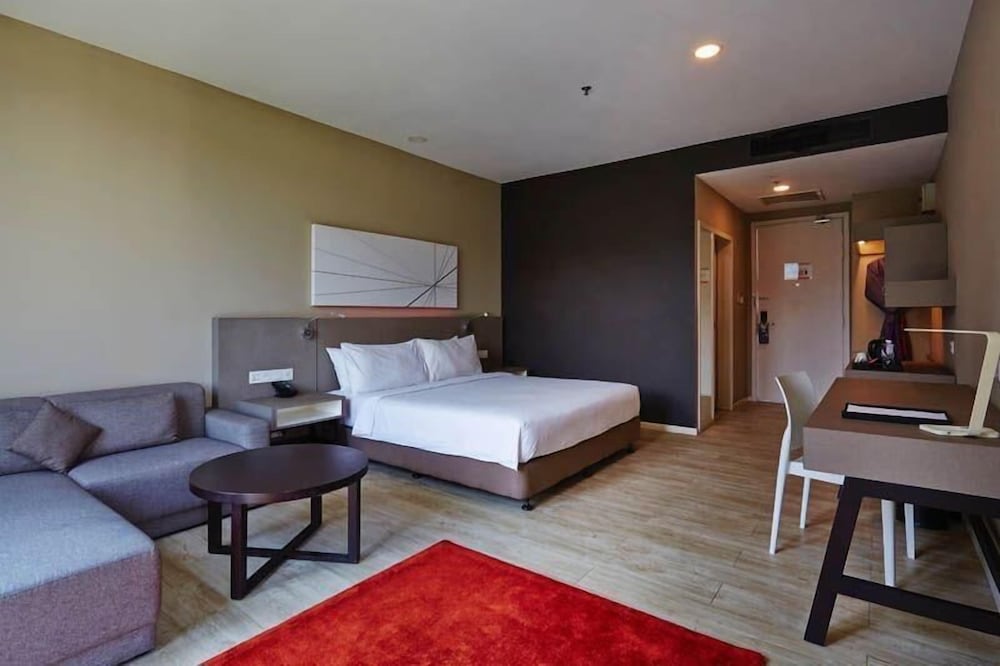 Deluxe Double Room, Hill View