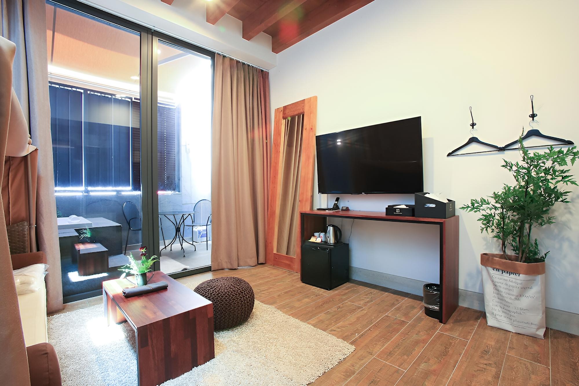 Room (Premium Deluxe (Netflix + Wave + TV +) - Photo 13