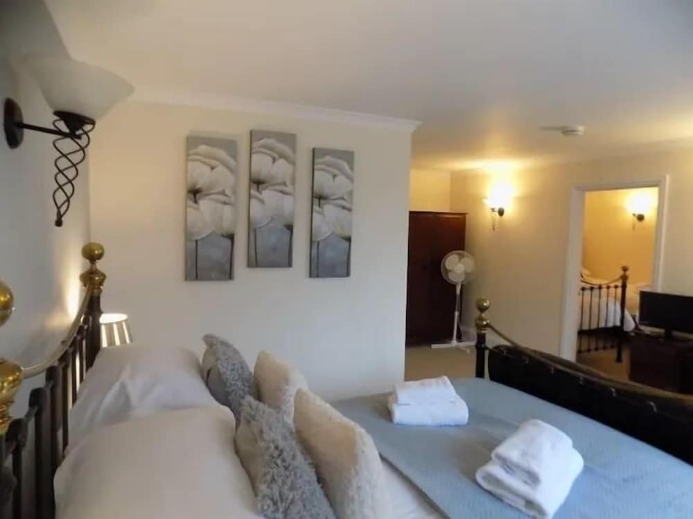 Family Room photo 1