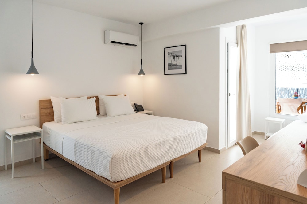 Junior Suite, City View