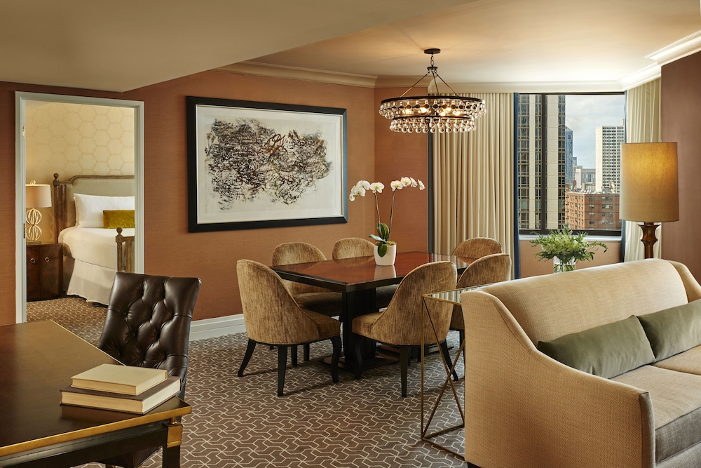 Suite (Cassatt Suite)