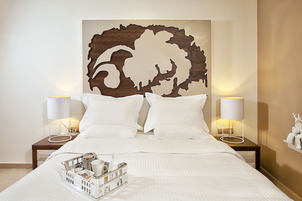Superior Room, Partial Sea View