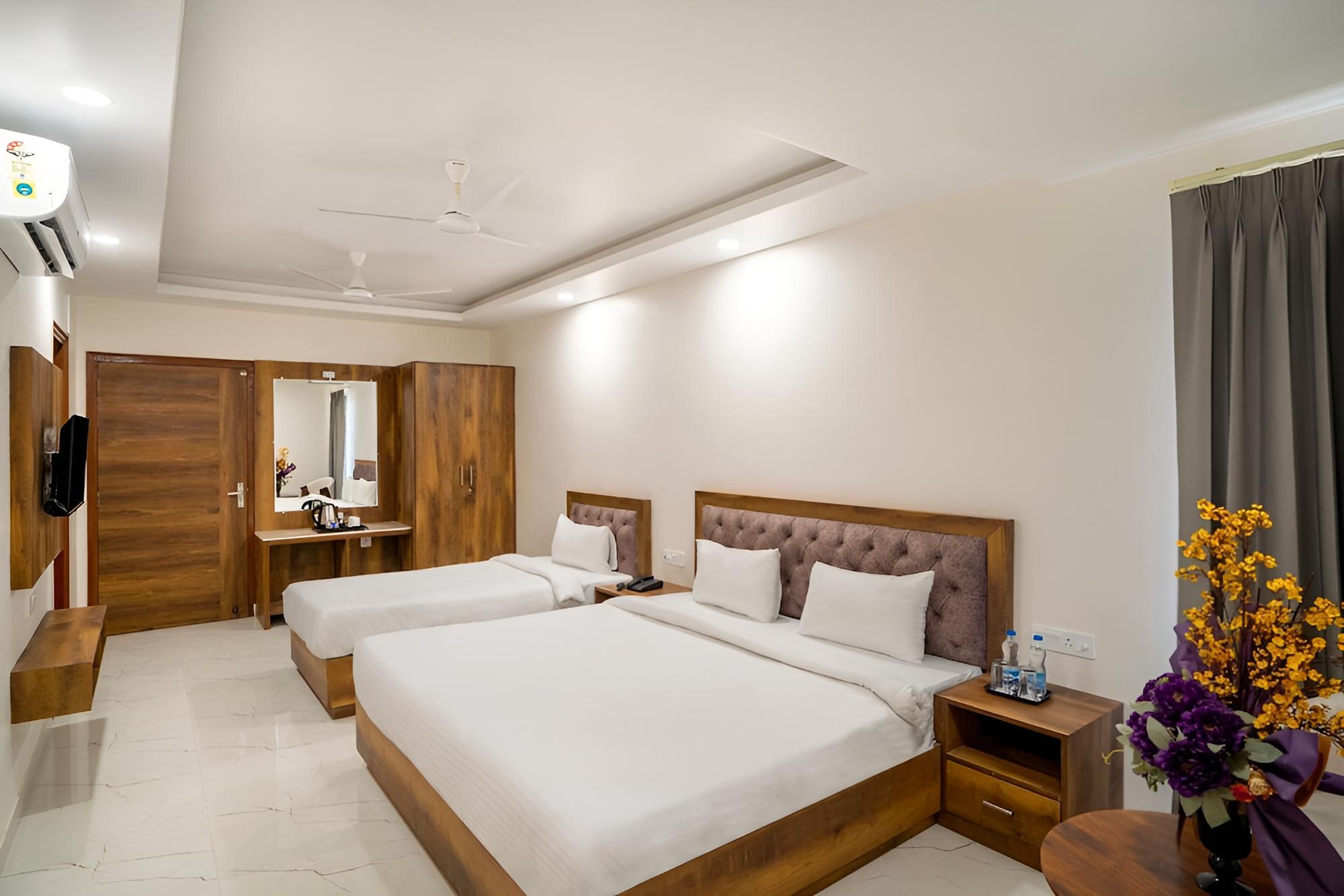 Deluxe Room - Photo 1