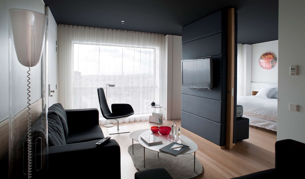 Suite (Orbital)