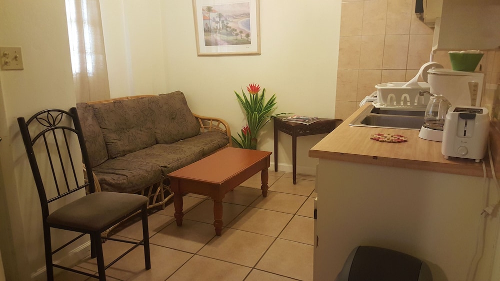 Basic Apartment, 1 Bedroom, Sea View - Photo 9