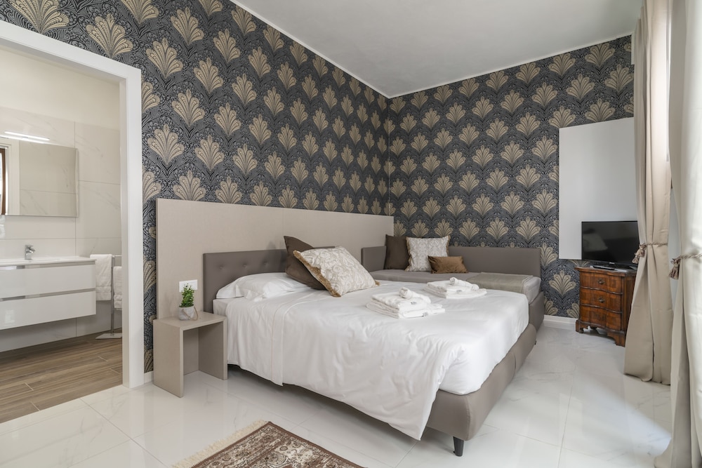 Deluxe Room, City View photo 1
