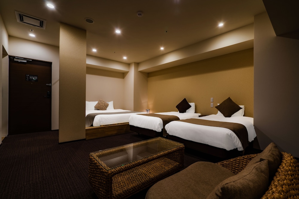 Luxury Studio Suite, Multiple Beds, Non Smoking, Hot Tub