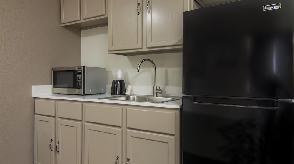 Superior Room, 1 King Bed, Non Smoking, Kitchenette