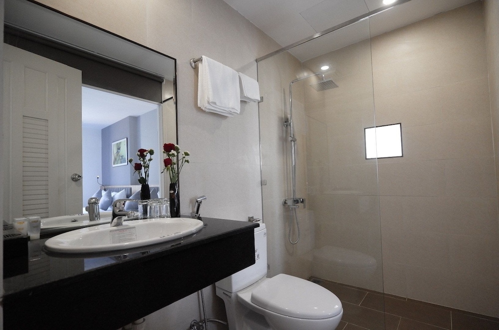 Family Twin Room, City View - Photo 3