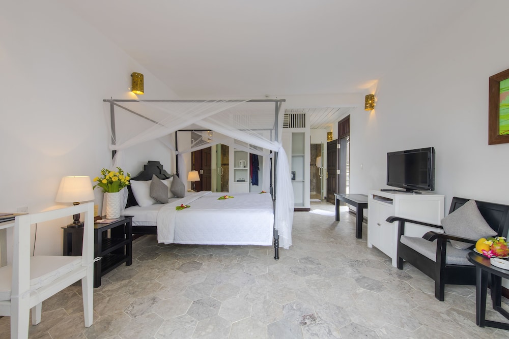 Grand Room, Garden View photo 3