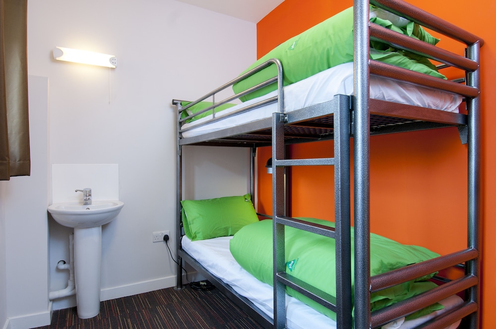 Room (2 Bed Private) photo 1