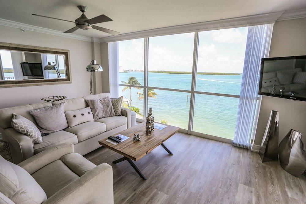 Condo, 1 King Bed With Sofa Bed, Private Pool (#404 - No Pets Allowed) photo 2