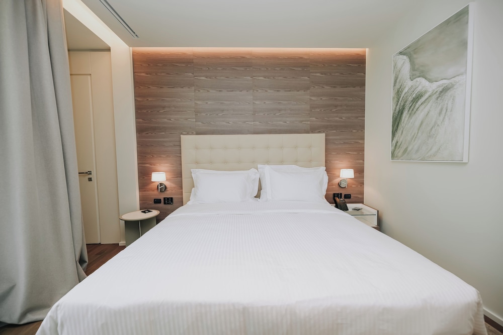Standard Double Room, Balcony, Courtyard View