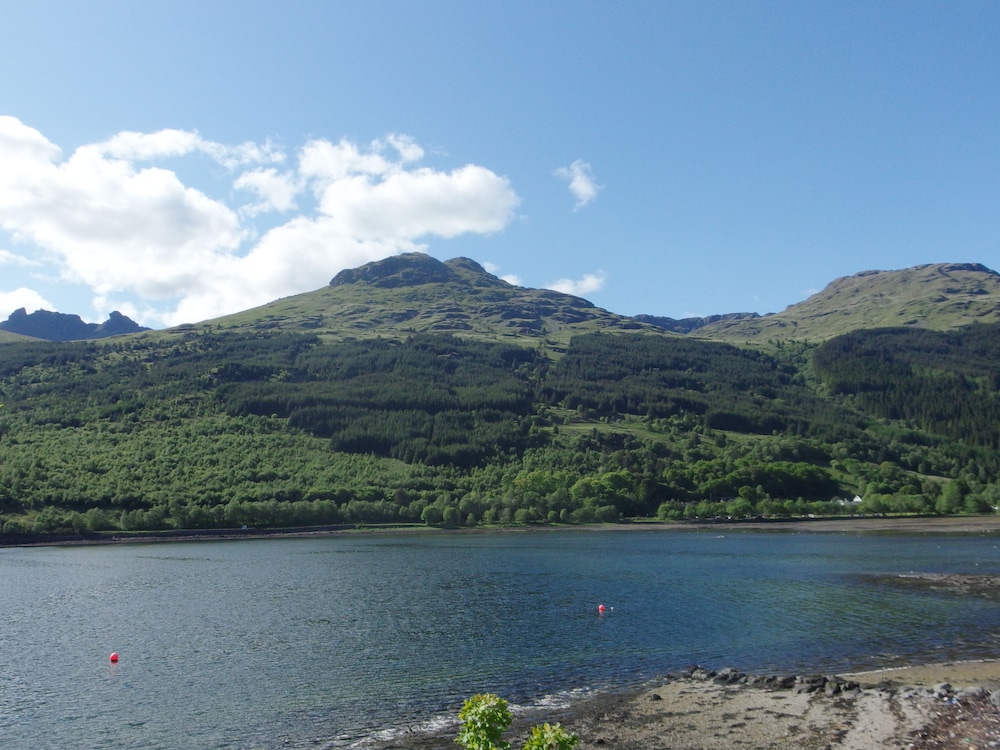 Deluxe Double Room, Ensuite (Lake and Mountain View) photo 2