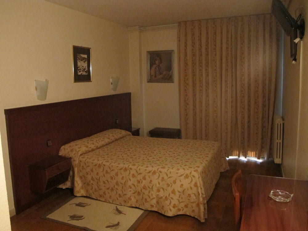 Room With Forfait Included In Grandvalira, 2 Adults photo 3