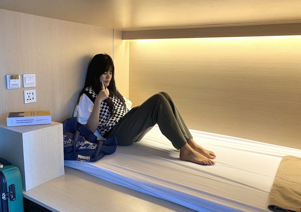 Shared Dormitory, Mixed Dorm (6 Beds) photo 3