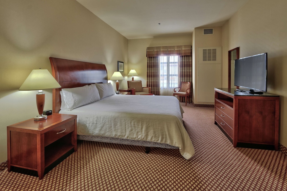 Suite, Accessible - Photo 2
