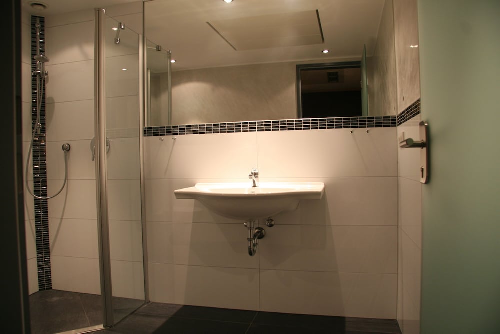 Triple Room (with shower) photo 2