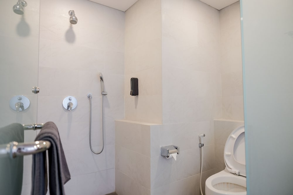 Standard Suite - Photo 16