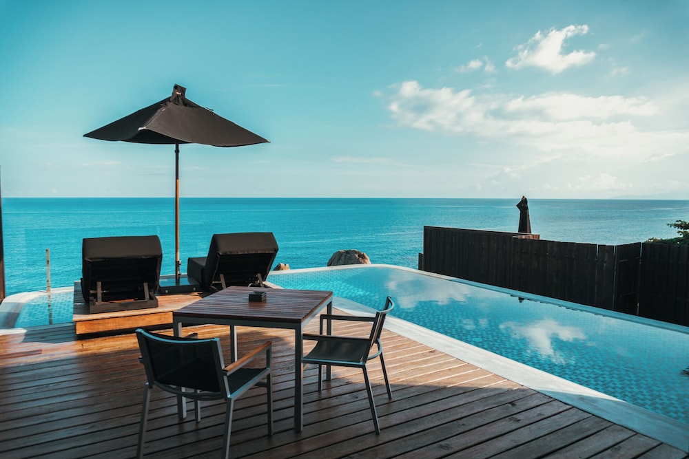 Ocean Front Pool Villa - Photo 7
