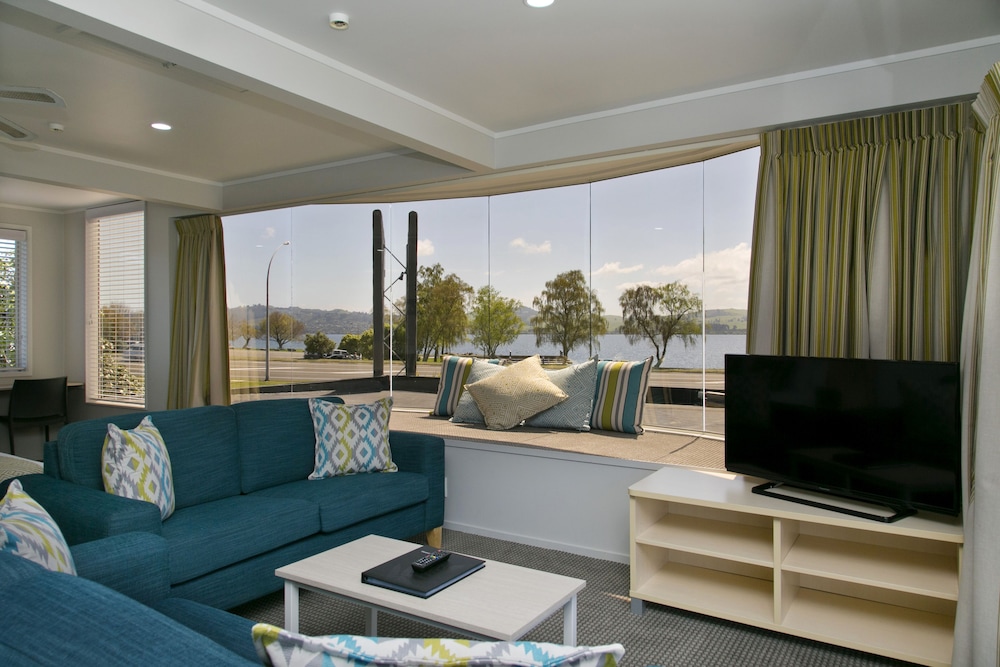 Deluxe Apartment, 1 Bedroom, Lake View