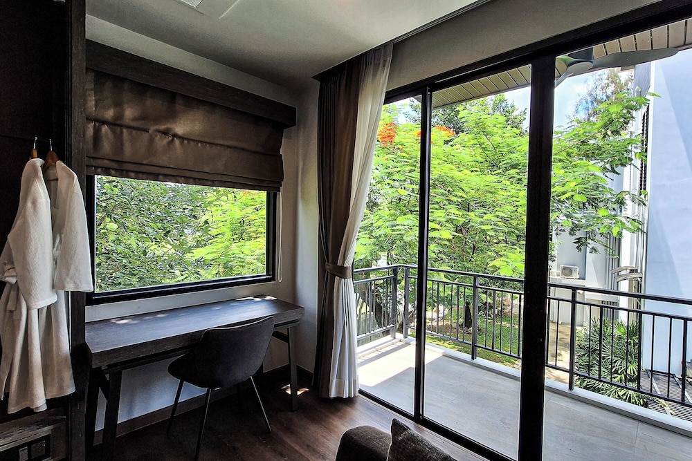 Deluxe Suite - Photo 8
