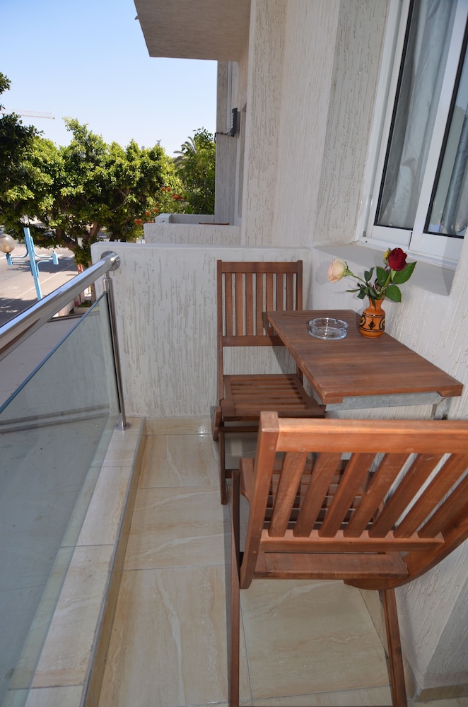 Studio Triple with balcony photo 2