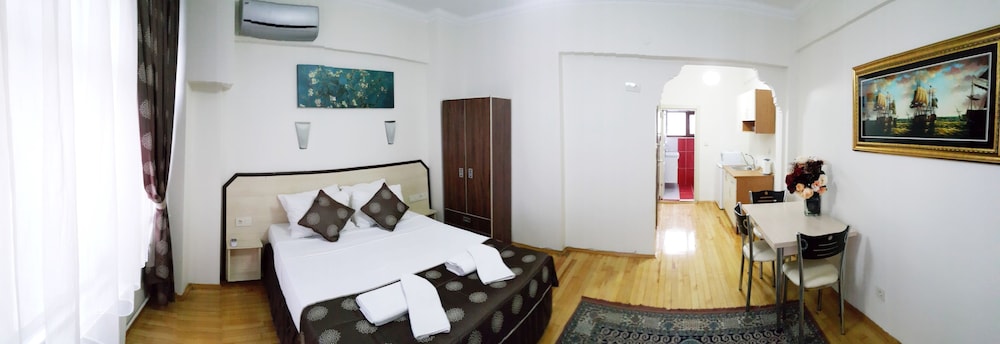 Studio Suite photo 3