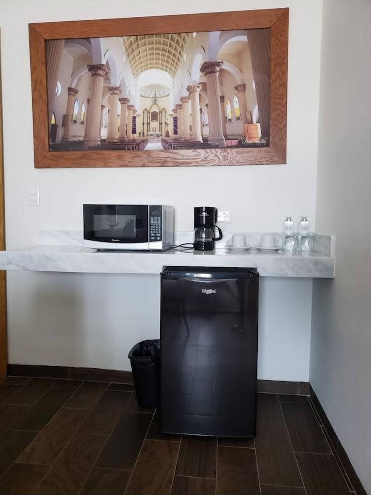 Studio Suite photo 2