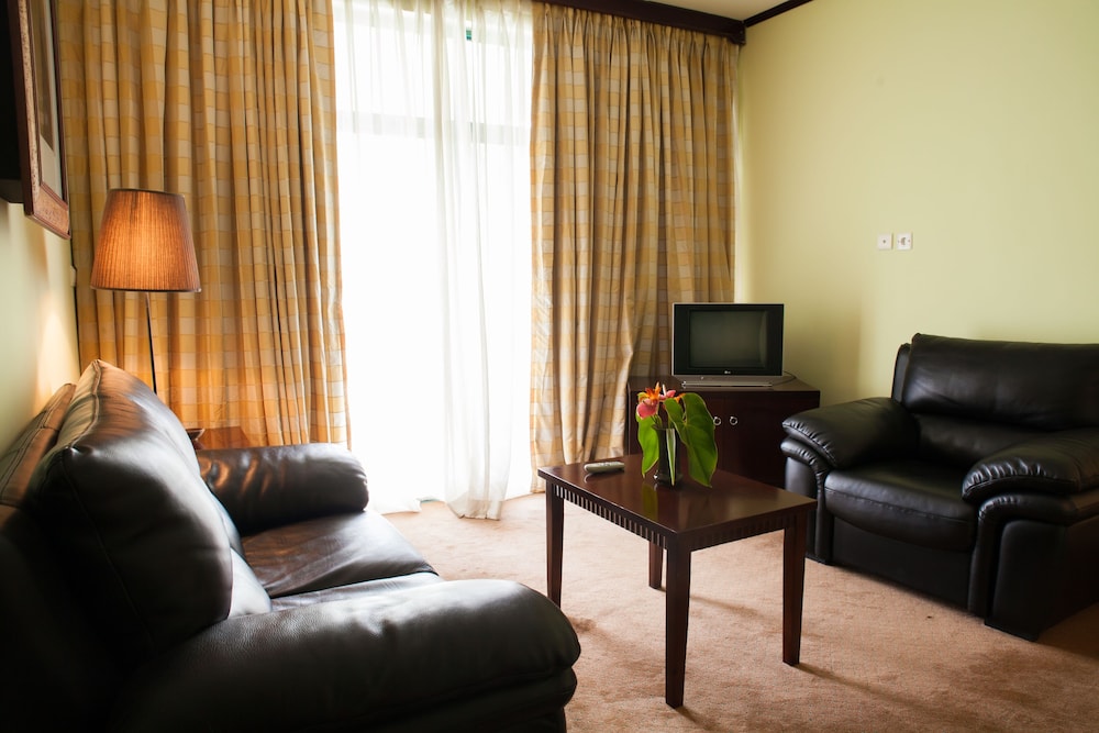 Executive Suite, 1 Bedroom, Lake View, Lakeside photo 3