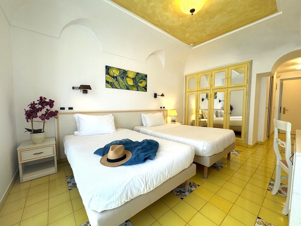 Comfort Room
