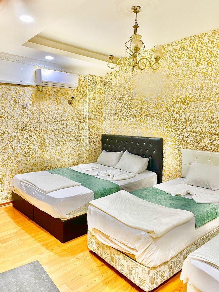 Grand Apartment photo 2