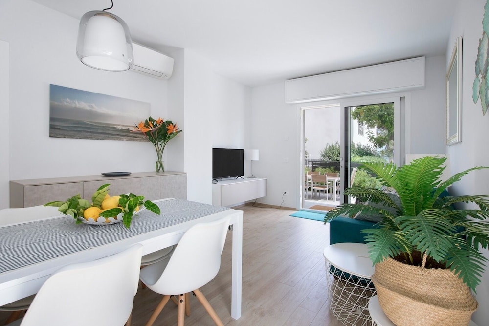 Design Condo, City View photo 3