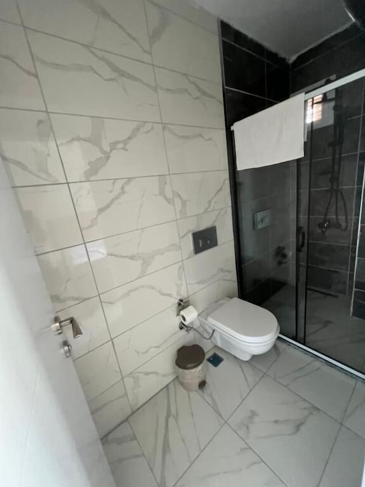 Standard Double Room - Photo 28