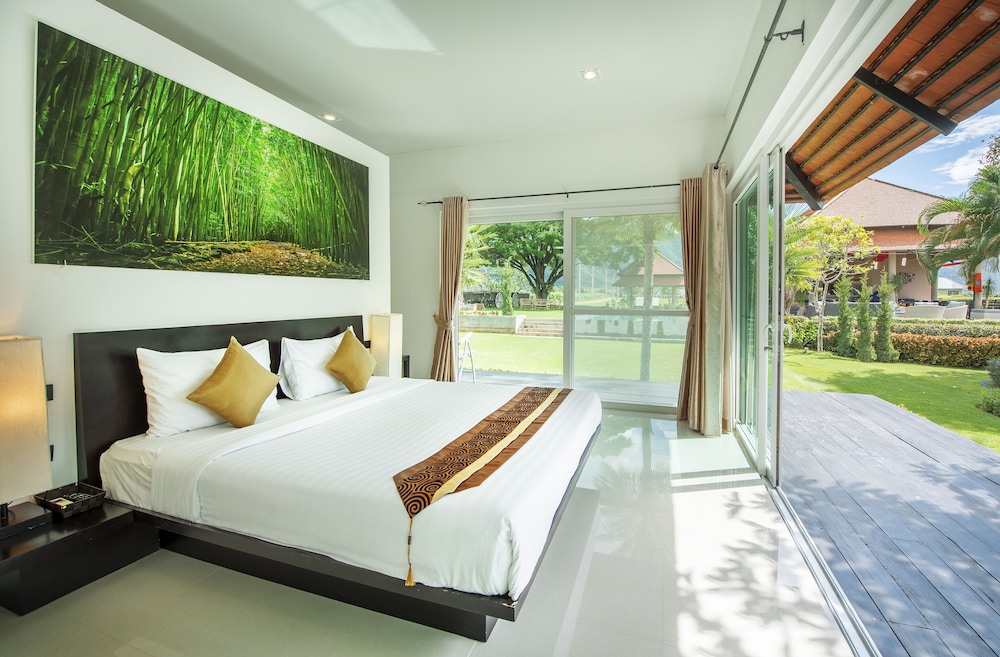 Villa Double photo 1