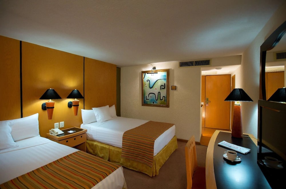 Executive Room, 2 Double Beds - Photo 4
