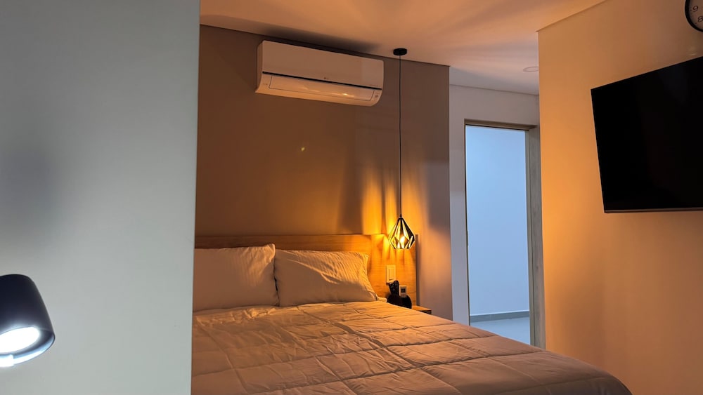 Deluxe Double Room, City View