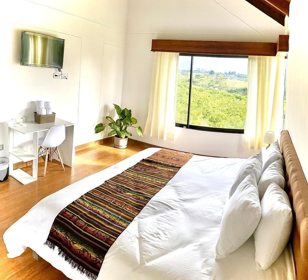 Elite Room, 1 Bedroom, Jetted Tub, Mountain View photo 1