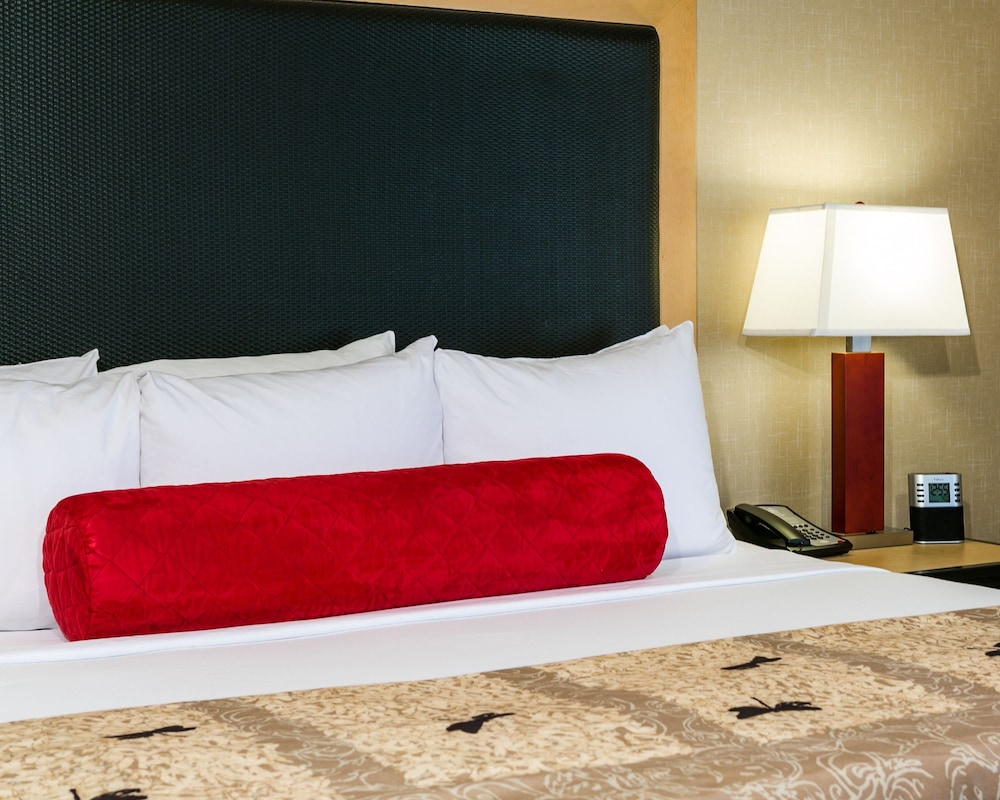 Suite, Multiple Beds, Accessible, Non Smoking - Photo 3