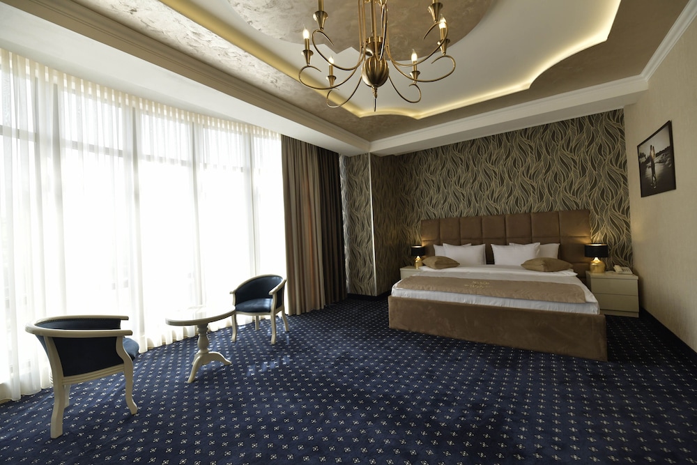 Deluxe Double Room photo 3
