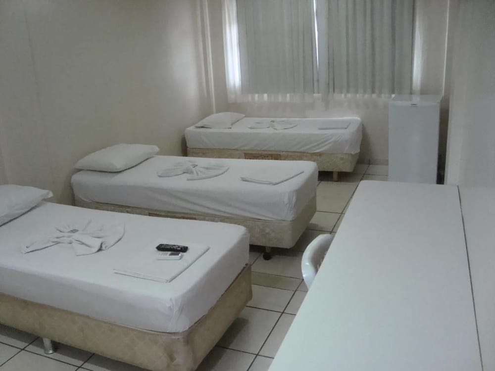 Quarto Quadruplo Standard - com AC